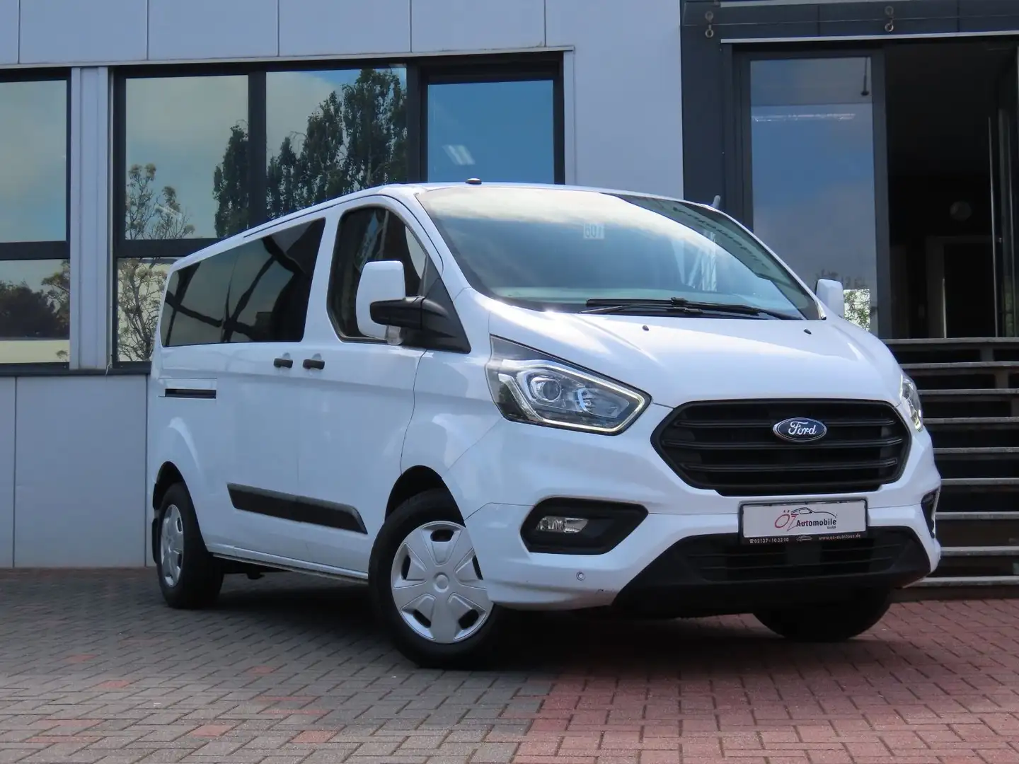 Ford Transit Custom 340 L2H1 9-Sitze PDC Blanco - 1