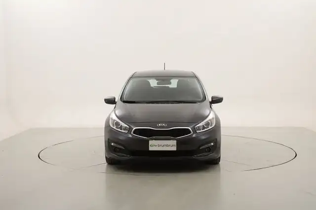 Kia Ceed view 8