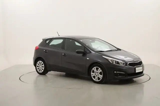 Kia Ceed view 7