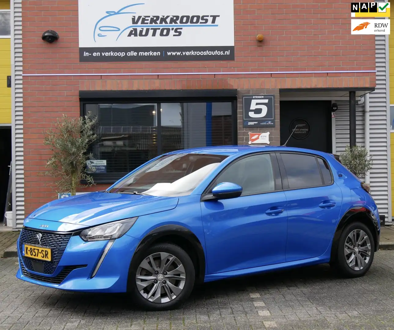 Peugeot e-208 EV Blue Lease Allure 50 kWh CarPlay. 360cam. navi. Blau - 1