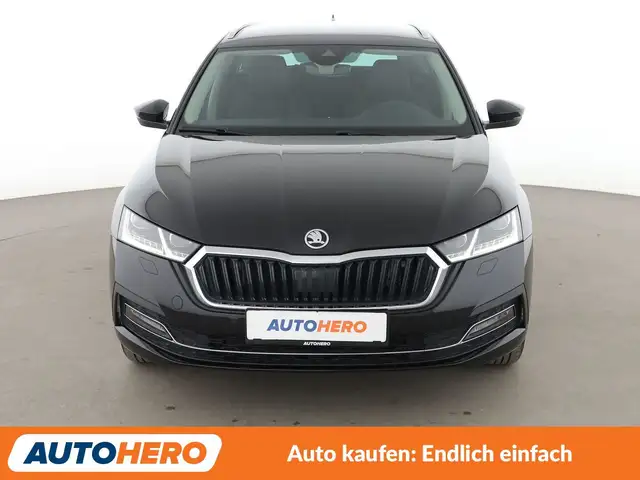 Skoda Octavia view 9