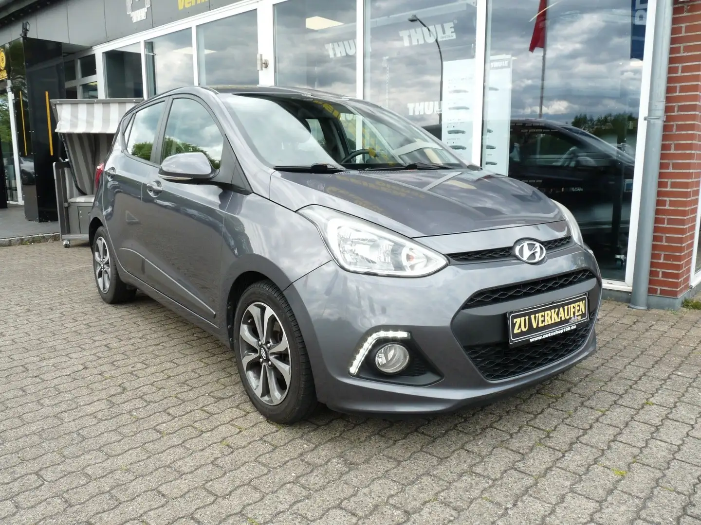 Hyundai i10 Style*Klima*SHZ+Lenkrad*PDC*SD*So+Wi* - 1