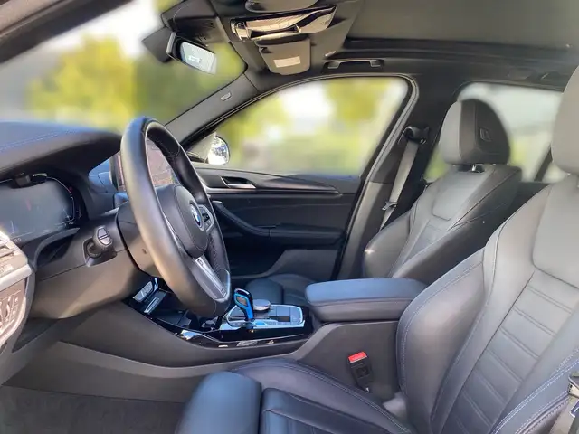 BMW iX3 view 7
