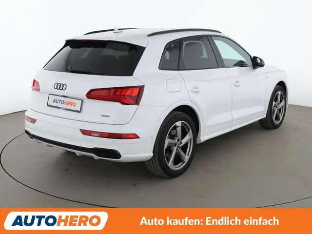 Audi Q5 view 6