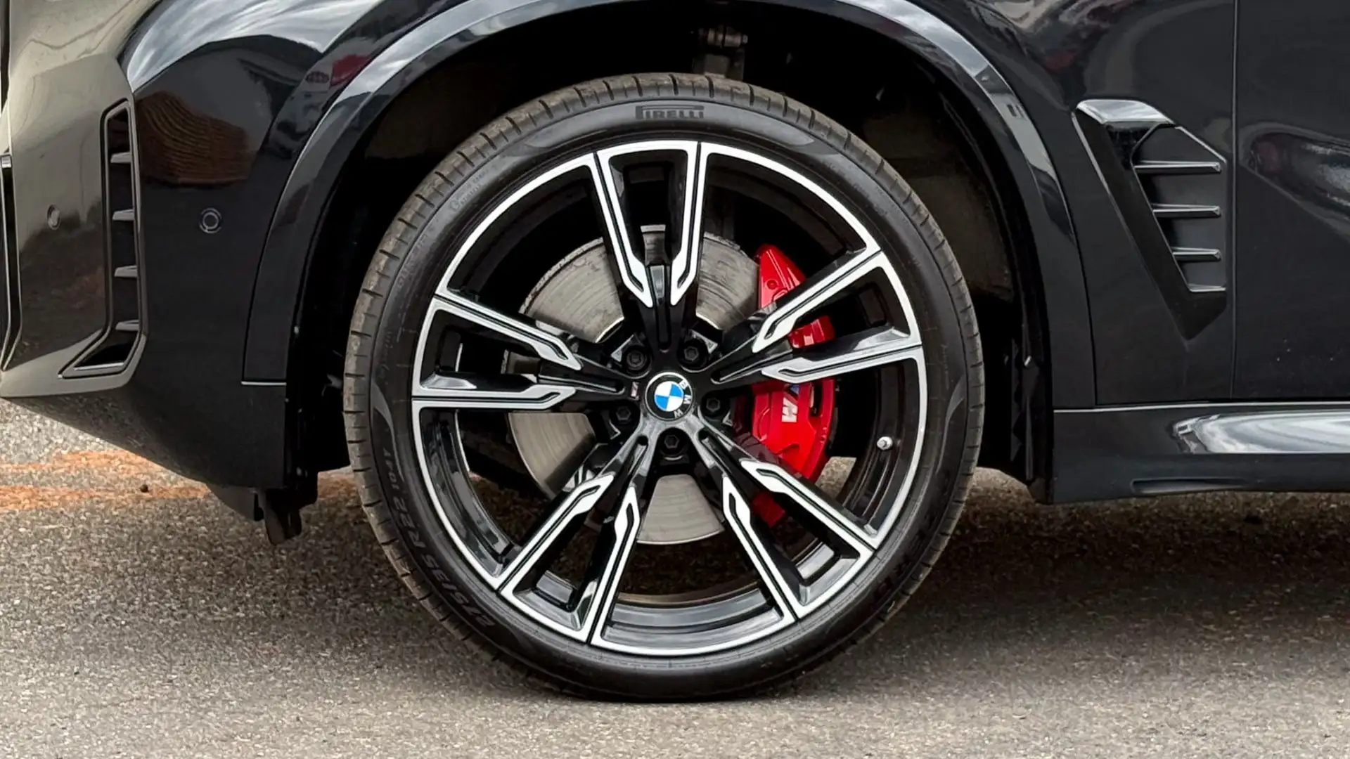 BMW X5 40d 2024 검정 사진 7