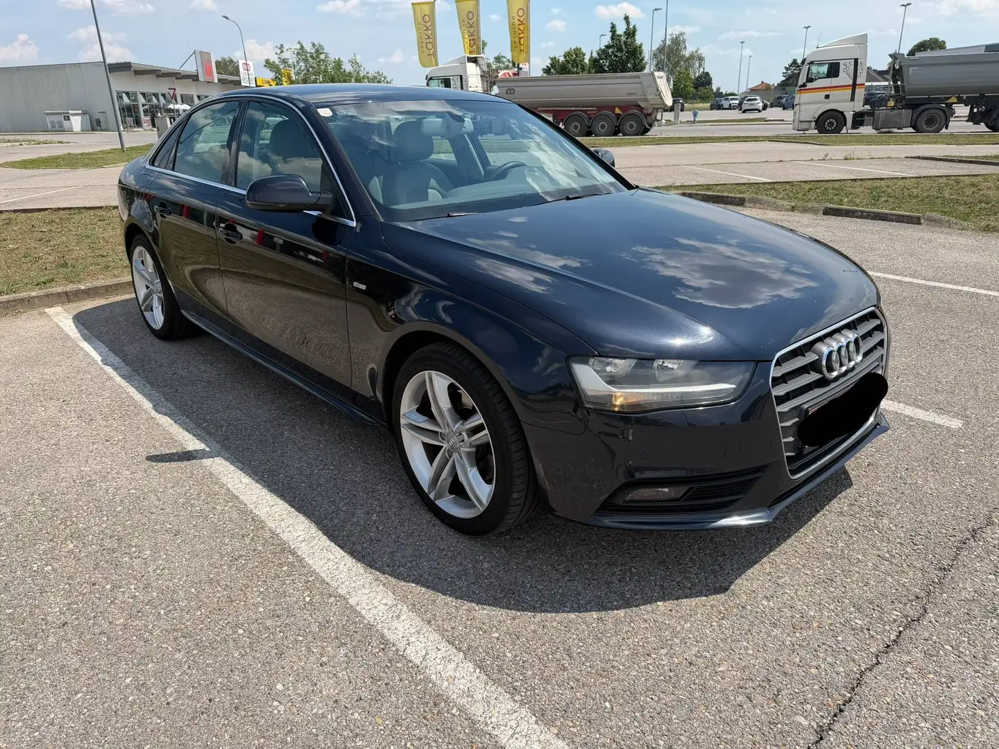 Audi A4 Audi A4 Audi A4 2.0 TDI | Automatik | Zahnriemen n Blau - 1