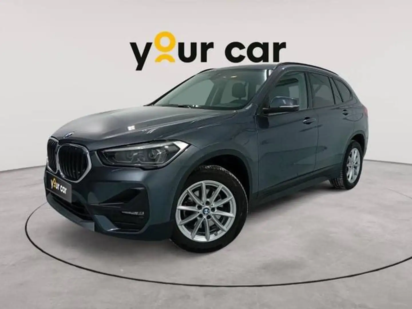 BMW X1 sDrive 18dA Gris - 1