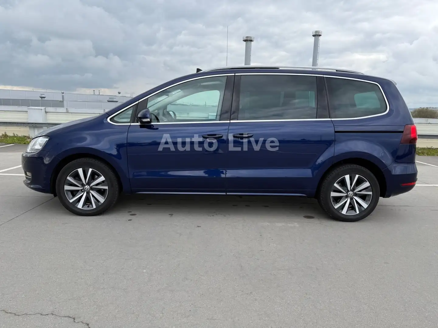 Volkswagen Sharan 2.0 TDI*DSG*HIGH*7-STZ*PANO*NAVI*XENO*AHK Blau - 2