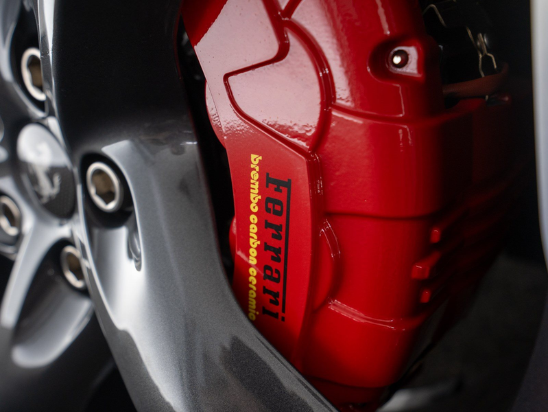 Ferrari Purosangue — photo 13