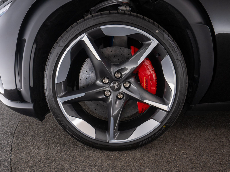Ferrari Purosangue — photo 12