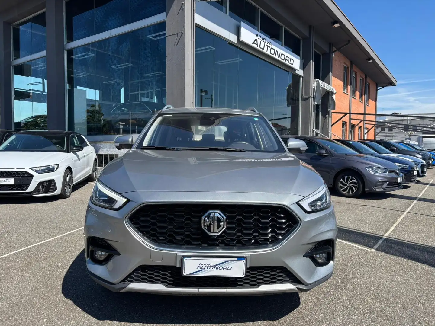 MG ZS ZS 1.5 Luxury Argent - 2