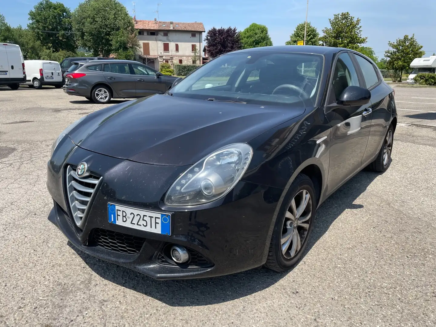 Alfa Romeo Giulietta 1.4 Turbo 120 CV GPL Distinctive Schwarz - 2