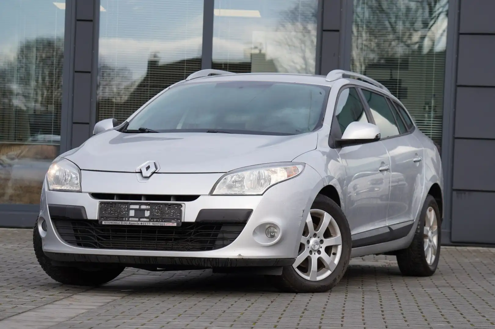Renault Megane III Grandtour Expression Grau - 1