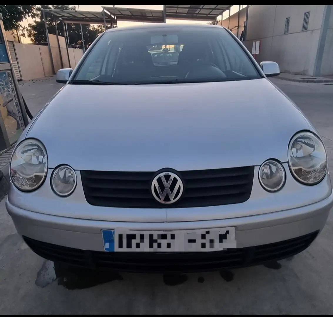 Volkswagen Polo 1.9TDI Highline - 1