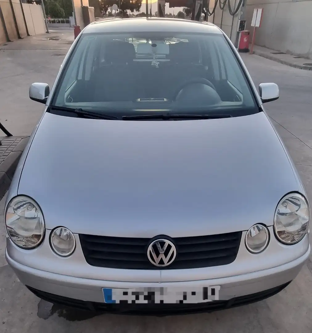 Volkswagen Polo 1.9TDI Highline - 2