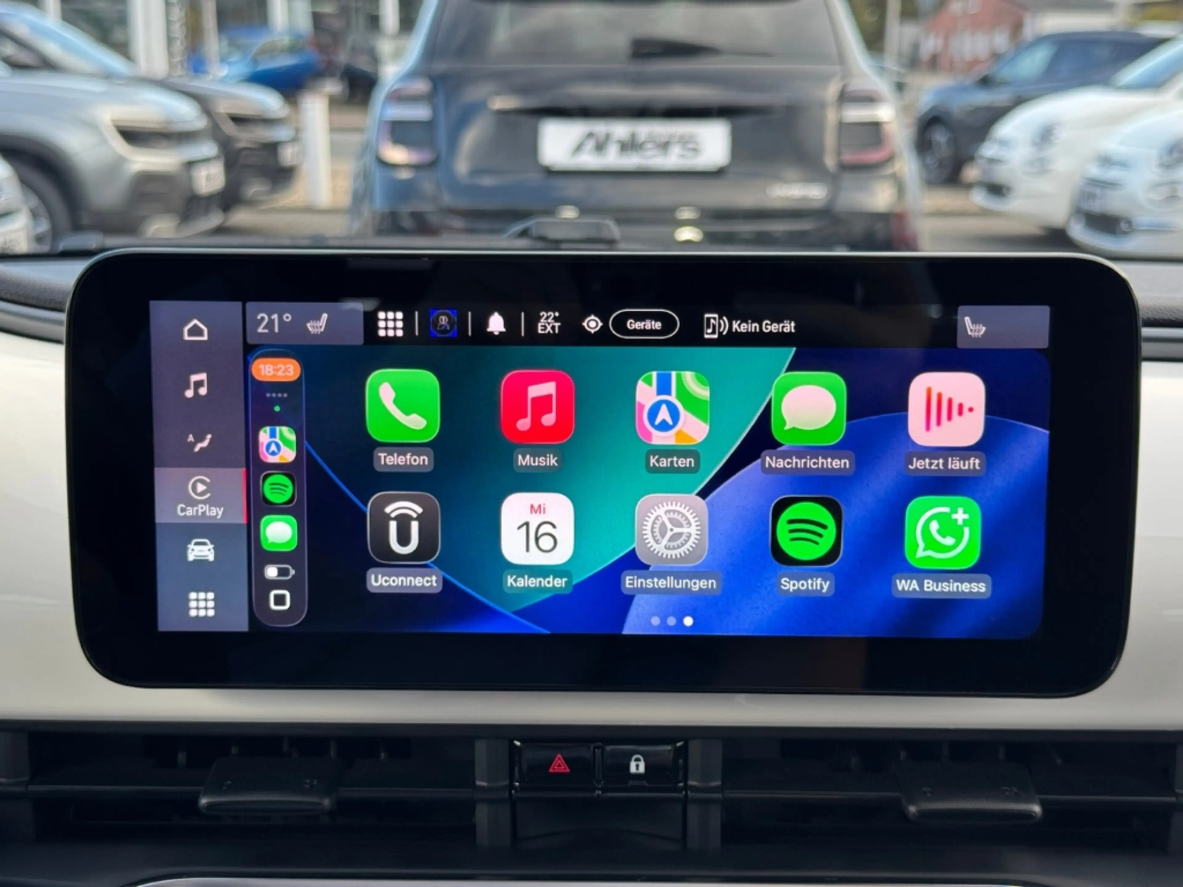 Fiat 500 +KAMERA+SITZHEIZUNG+CARPLAY+TOTWINKEL+PDC+KEYLESS+ — photo 25