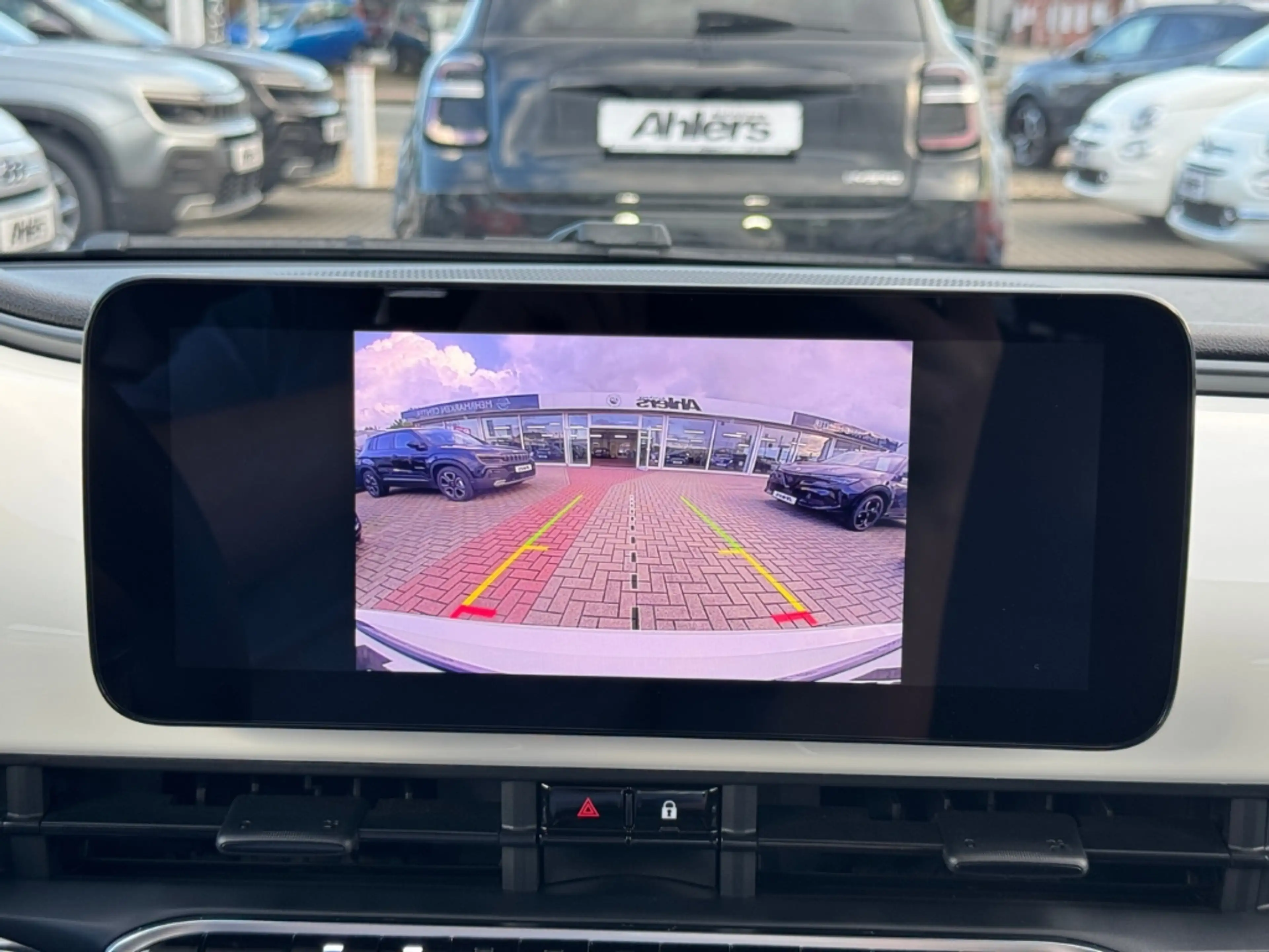 Fiat 500 +KAMERA+SITZHEIZUNG+CARPLAY+TOTWINKEL+PDC+KEYLESS+ — photo 27