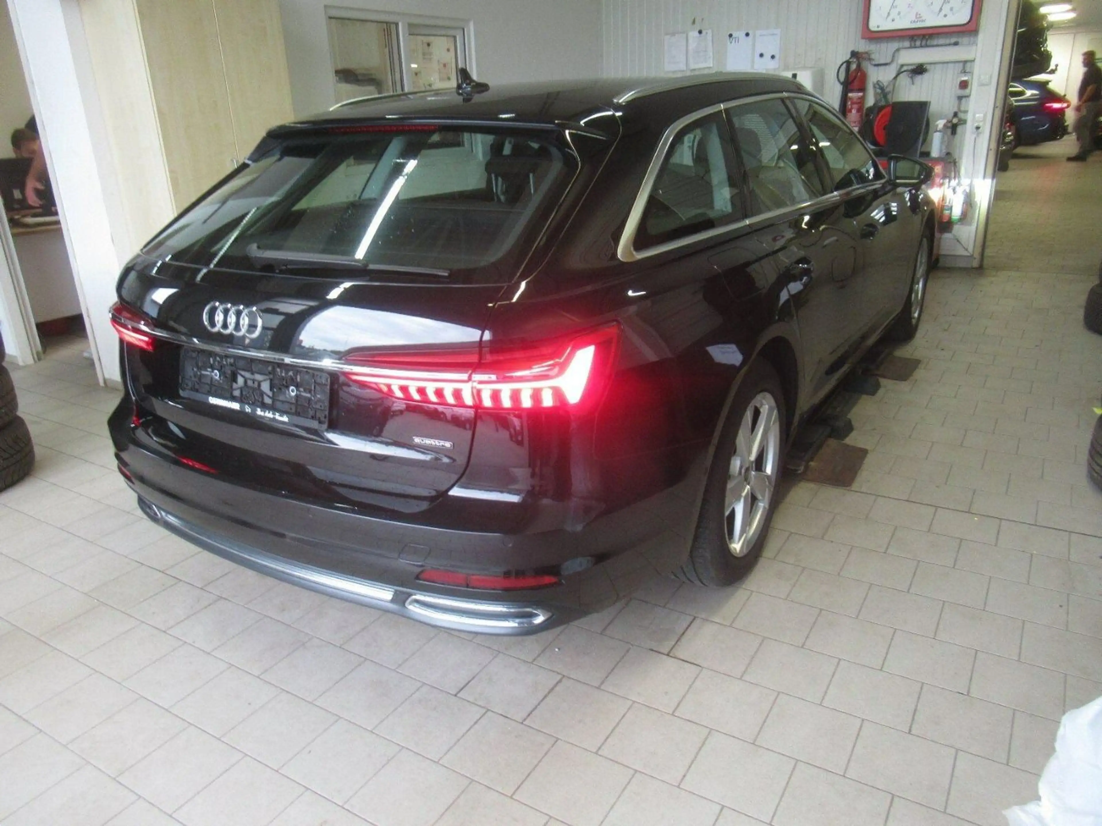 Audi A6 Avant ADVANCED 50TFSI 299PS S-TRONIC QUATTRO HYBRI — photo 3