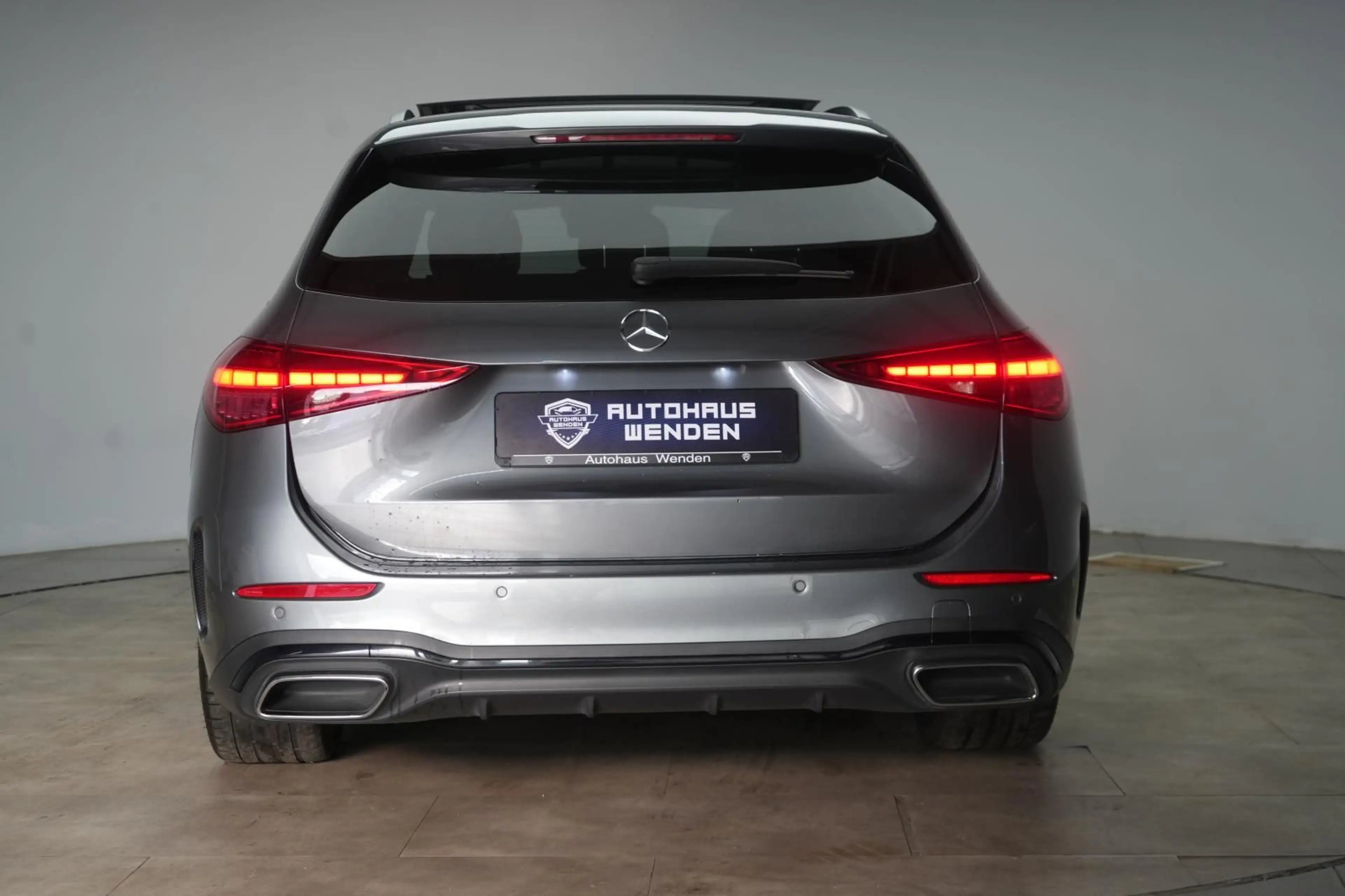 Mercedes-Benz C 300 d T 9G-Tronic AMG Distronic/Kamera/Standhz — photo 6