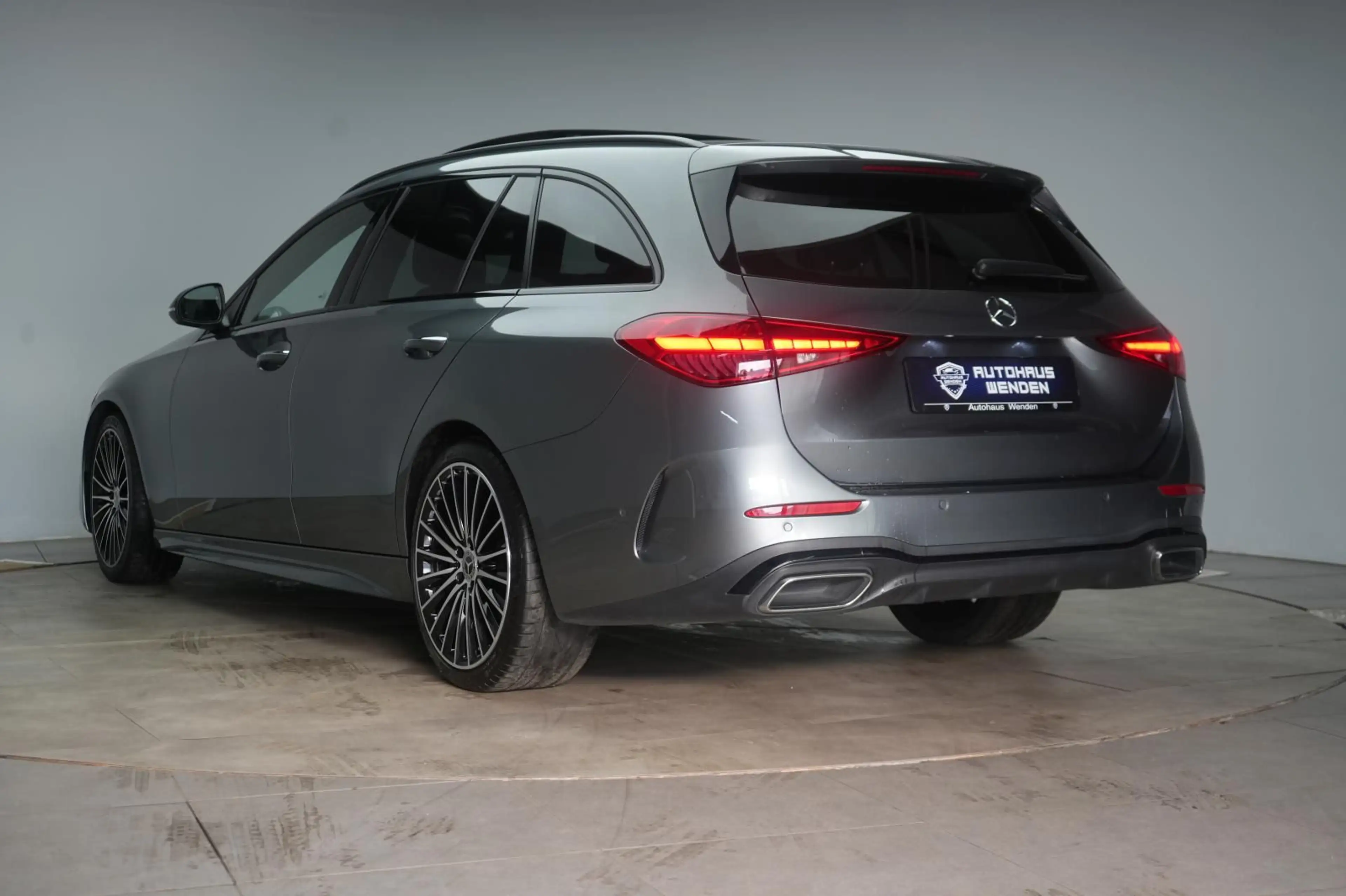 Mercedes-Benz C 300 d T 9G-Tronic AMG Distronic/Kamera/Standhz — photo 5