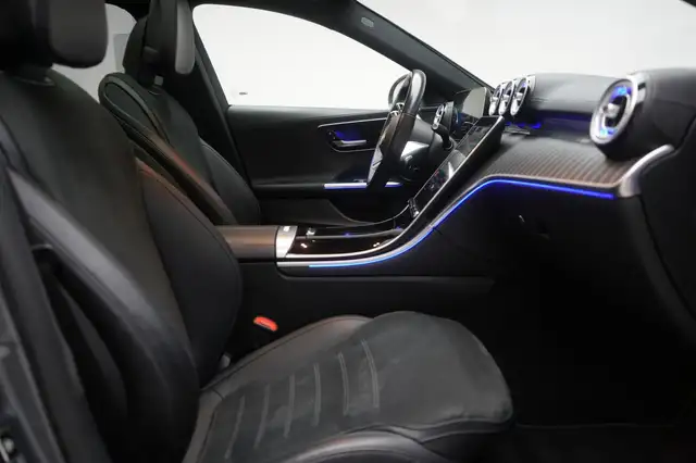 Mercedes-Benz C-Class view 15