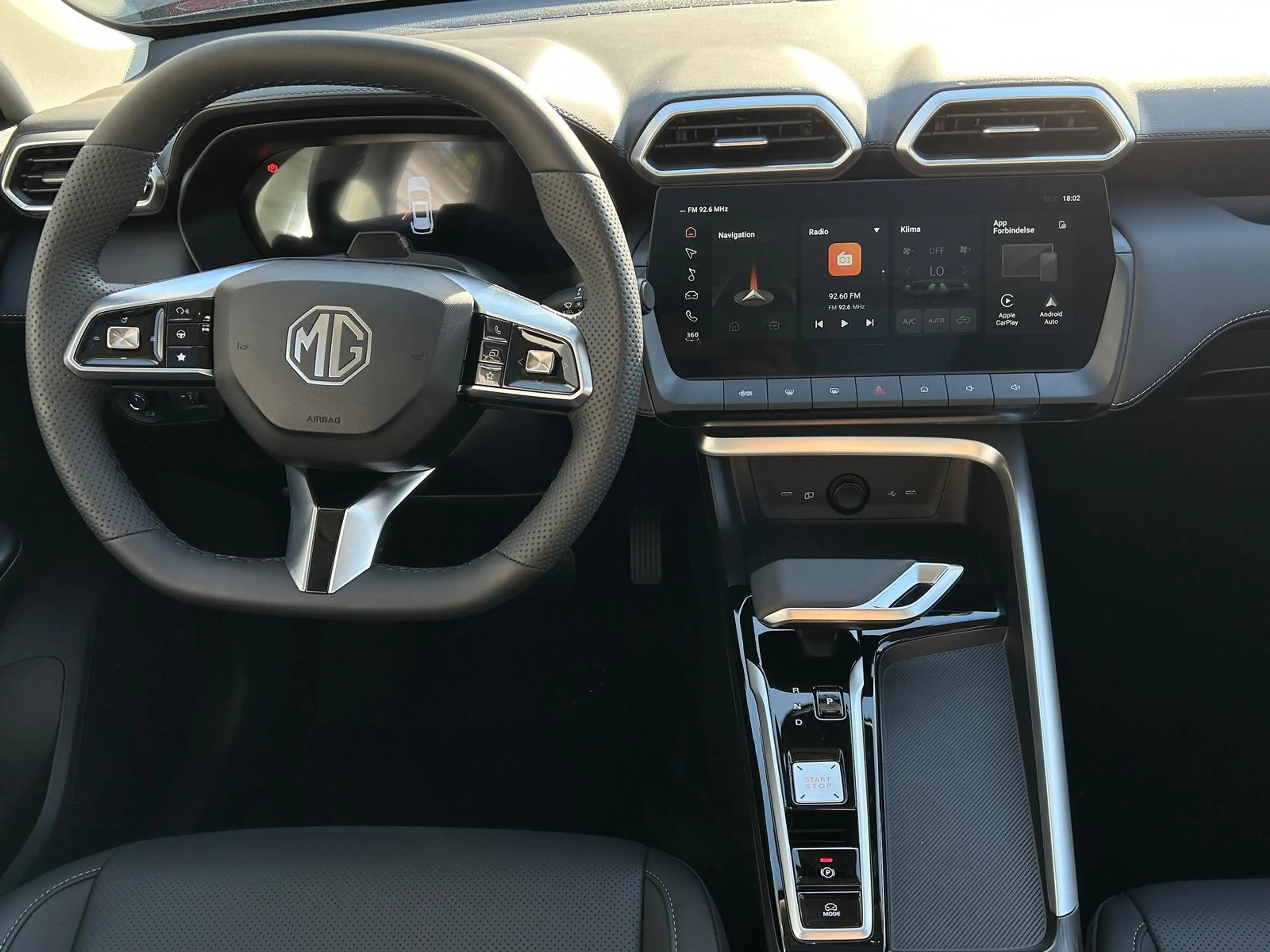 MG ZS Luxury HEV+ 197 PS MJ26 *Pano*Navi*Android Auto... — photo 7