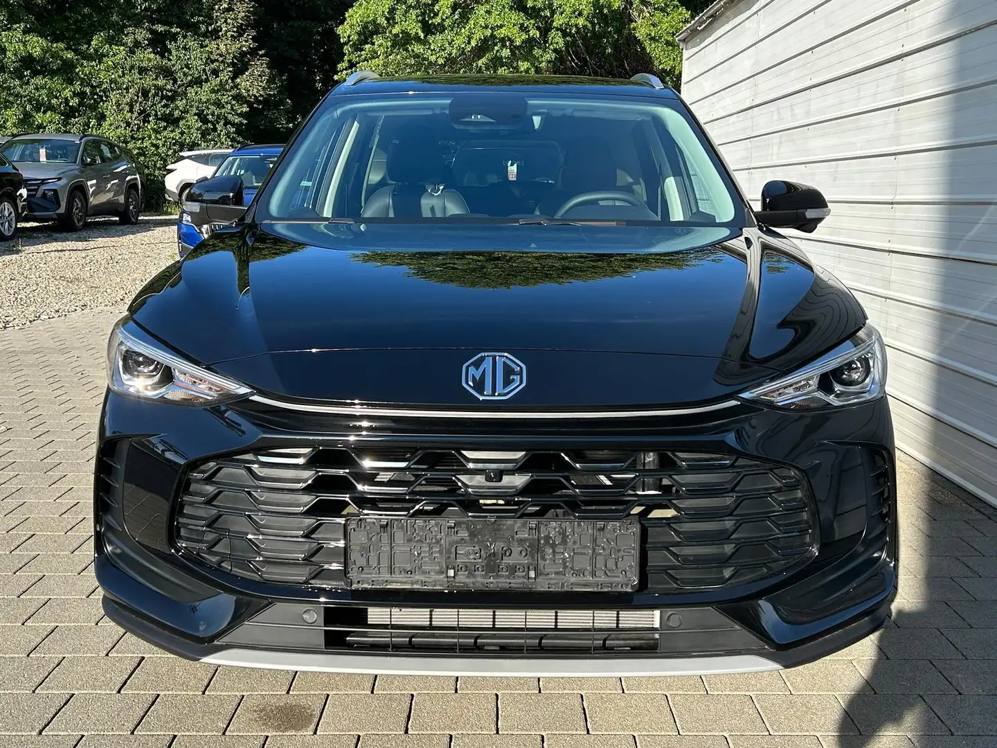 MG ZS Luxury HEV+ 197 PS MJ26 *Pano*Navi*Android Auto... Schwarz - 1