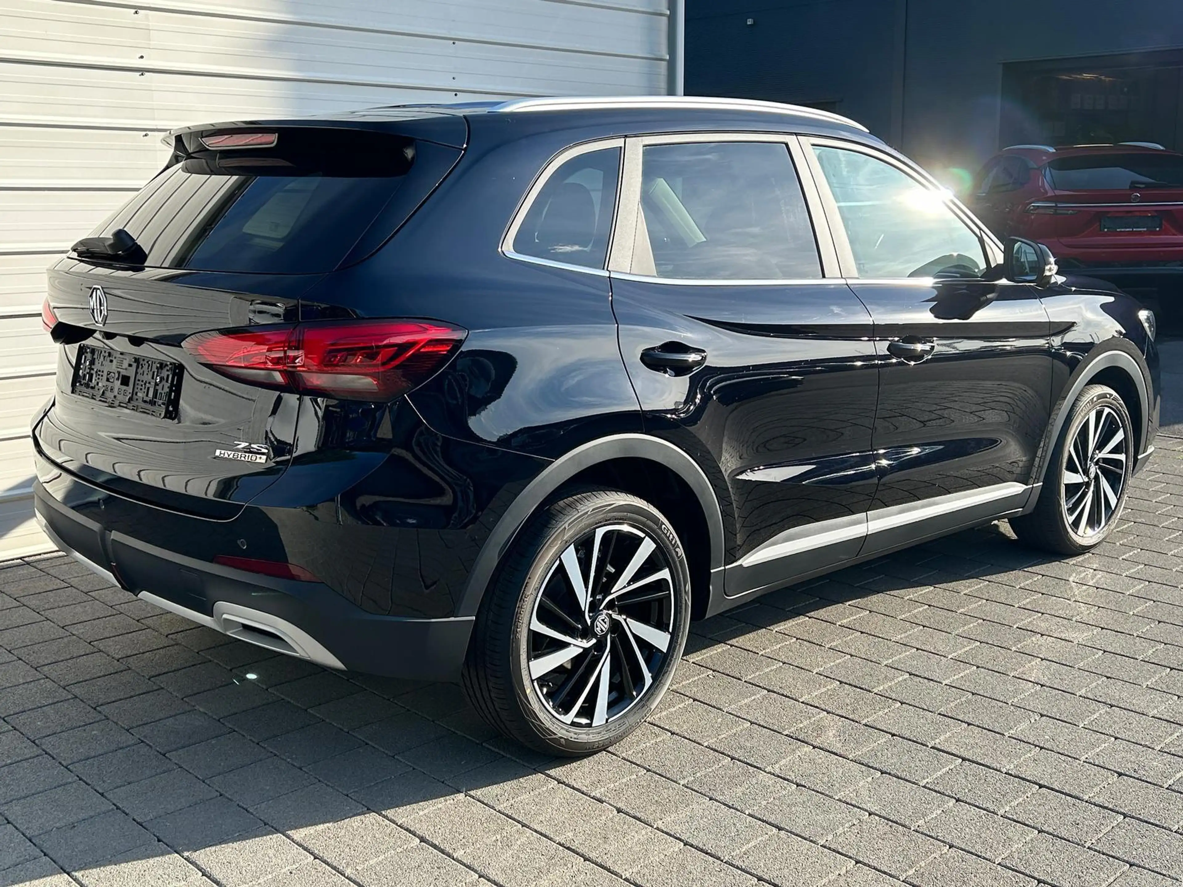 MG ZS Luxury HEV+ 197 PS MJ26 *Pano*Navi*Android Auto... — photo 3