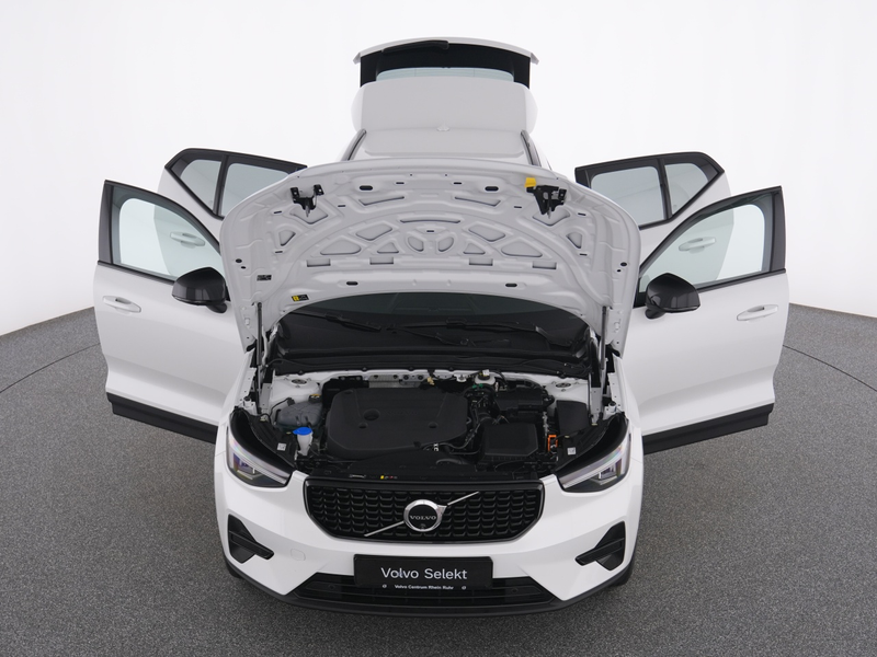 Volvo XC40 B3  Plus Dark+360°KAM+LEDER+STANDHZG+MEMRY+ — photo 13