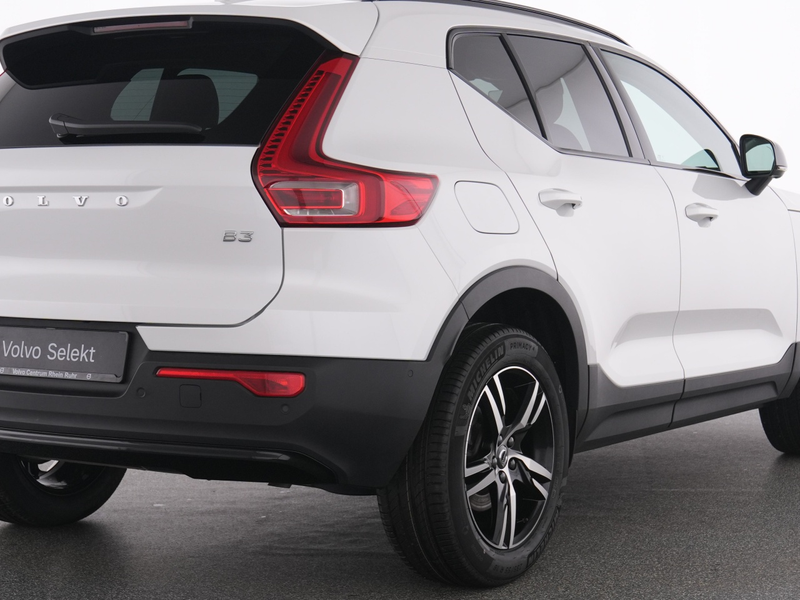Volvo XC40 B3  Plus Dark+360°KAM+LEDER+STANDHZG+MEMRY+ — photo 10