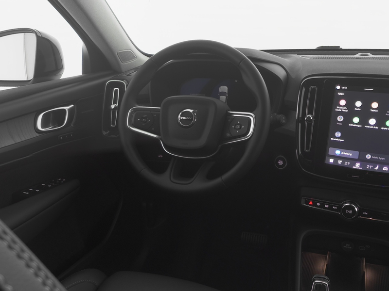Volvo XC40 B3  Plus Dark+360°KAM+LEDER+STANDHZG+MEMRY+ — photo 5