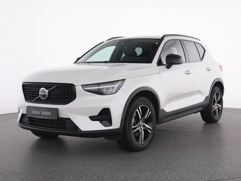 Volvo XC40 B3  Plus Dark+360°KAM+LEDER+STANDHZG+MEMRY+ — photo 2