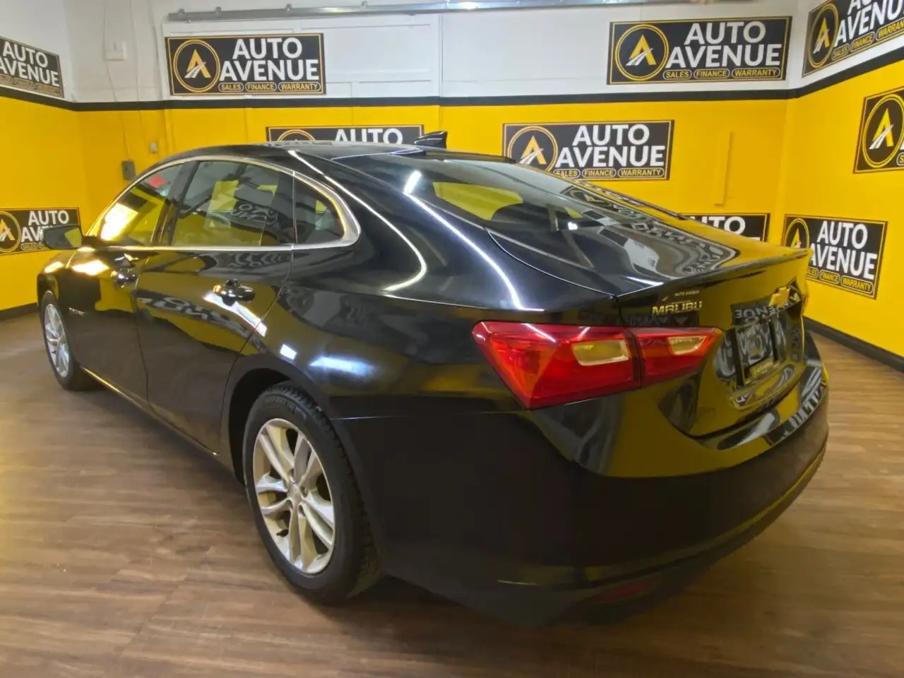 Chevrolet Malibu снимка Chevrolet Malibu