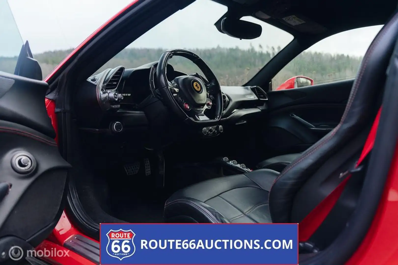 Ferrari 488 GTB | 2016 | Route 66 Auctions Schwarz - 2