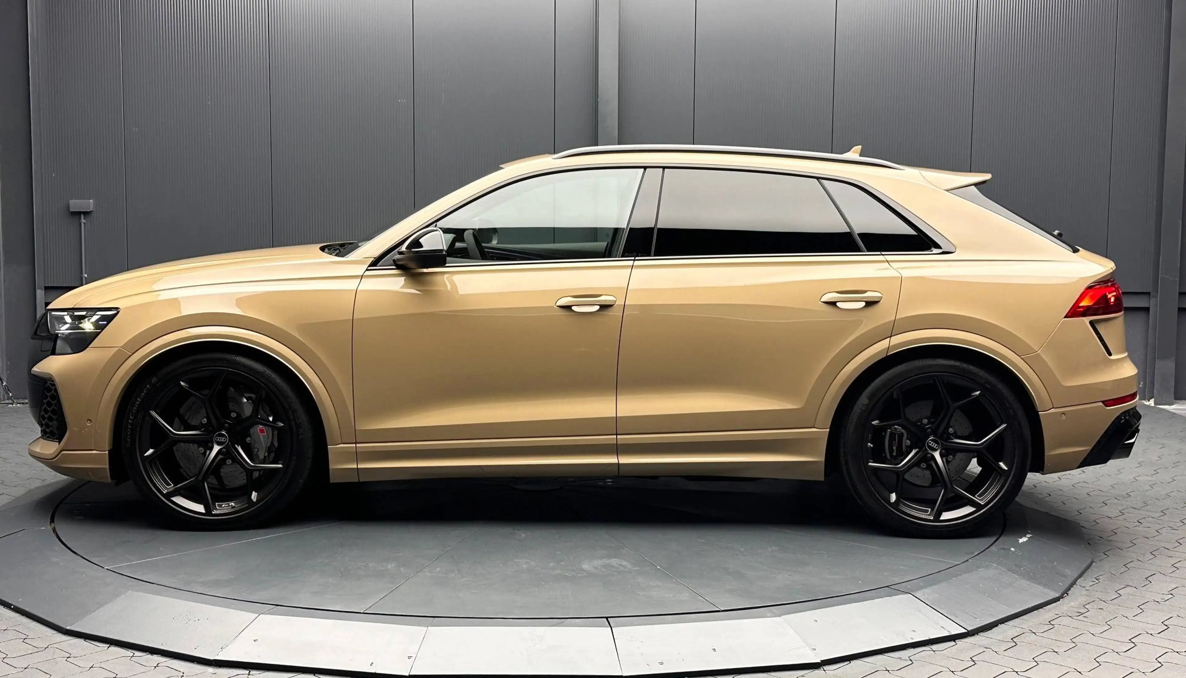 Audi RS Q8 Performance quattro *V-Max*PANORAMA*RS-Abgas*Standhzg* — photo 2