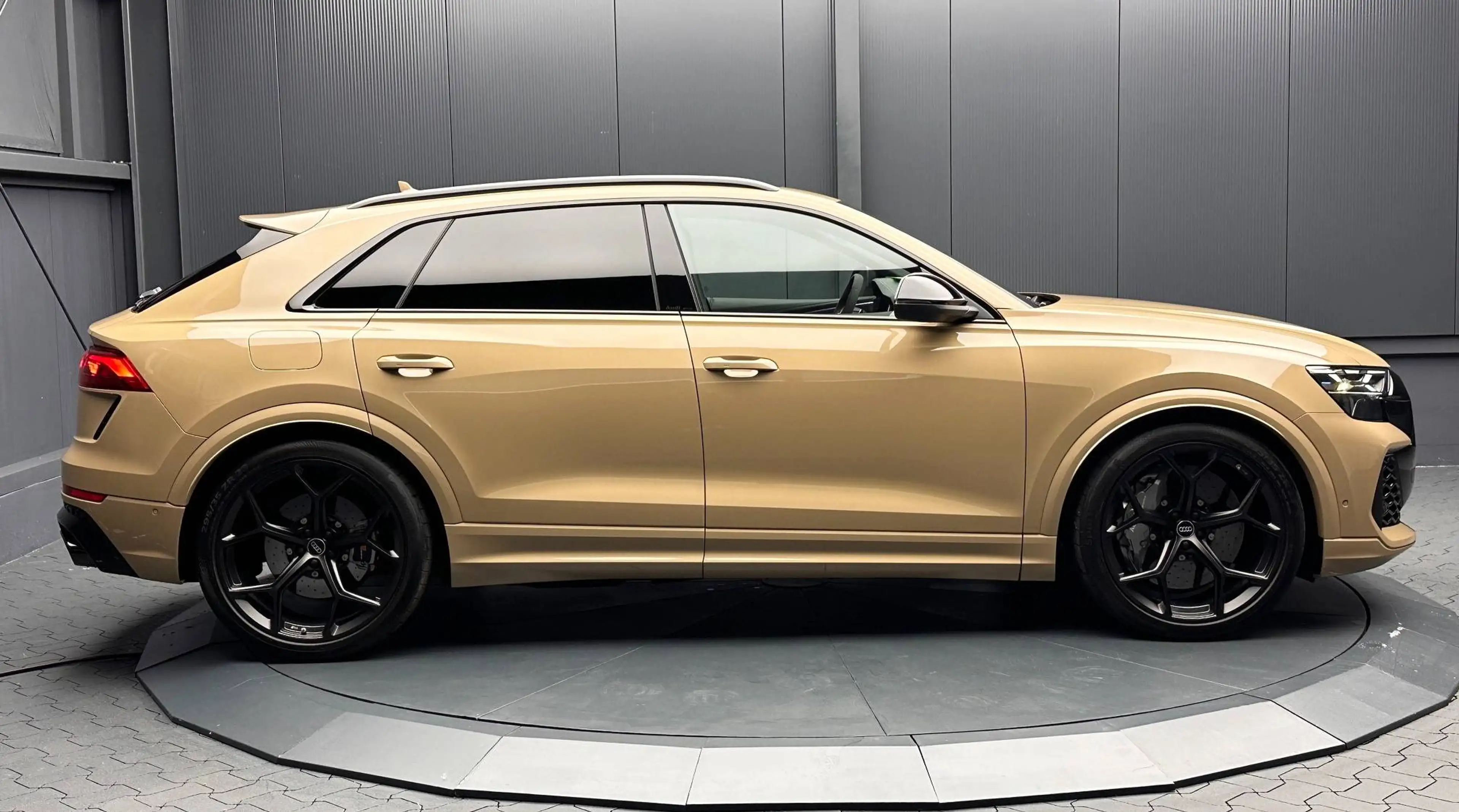Audi RS Q8 Performance quattro *V-Max*PANORAMA*RS-Abgas*Standhzg* — photo 6