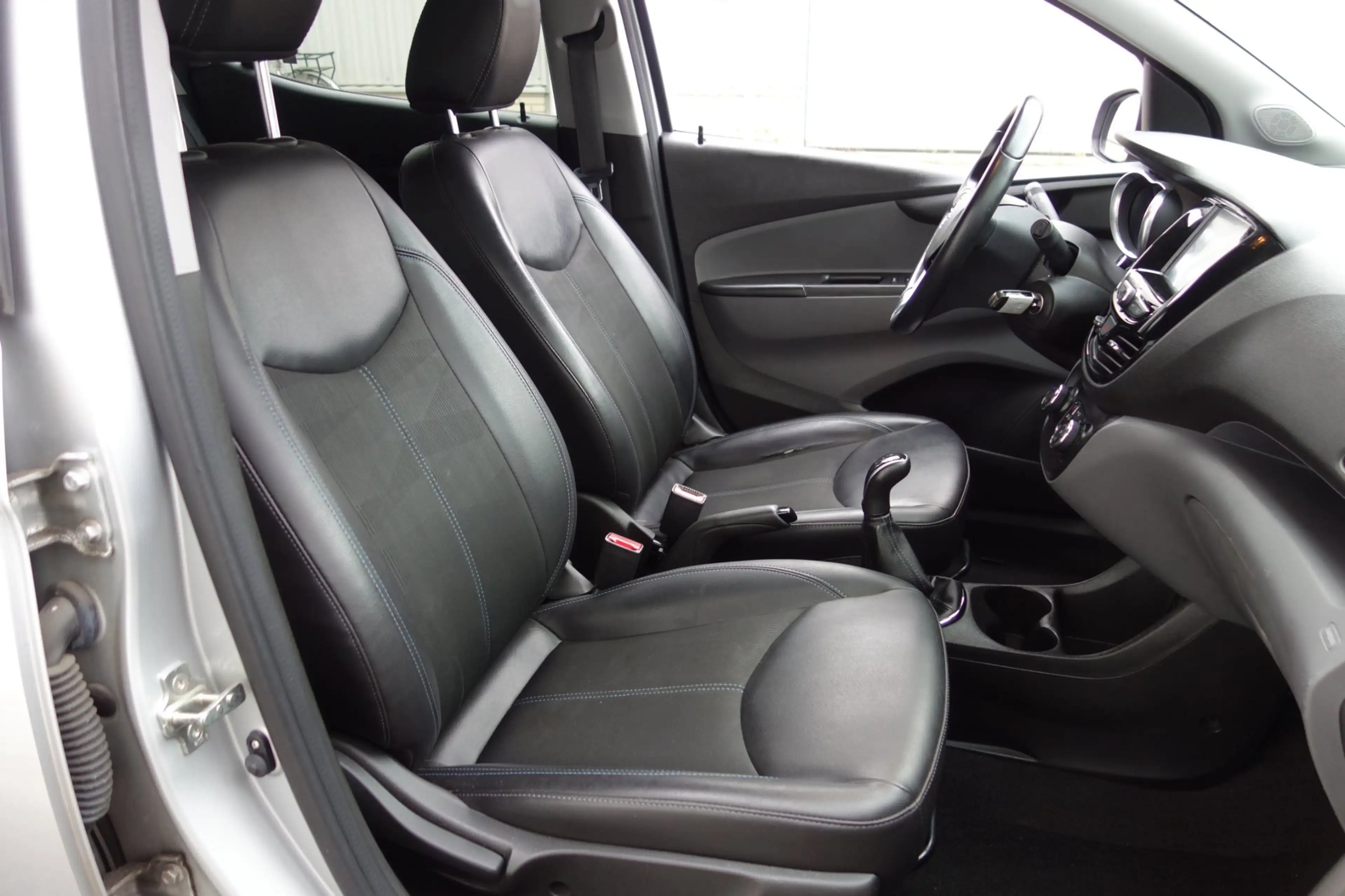 Opel Karl 1.0 ecoFLEX Innovation|Volledige Historie|Schuif.D — photo 9