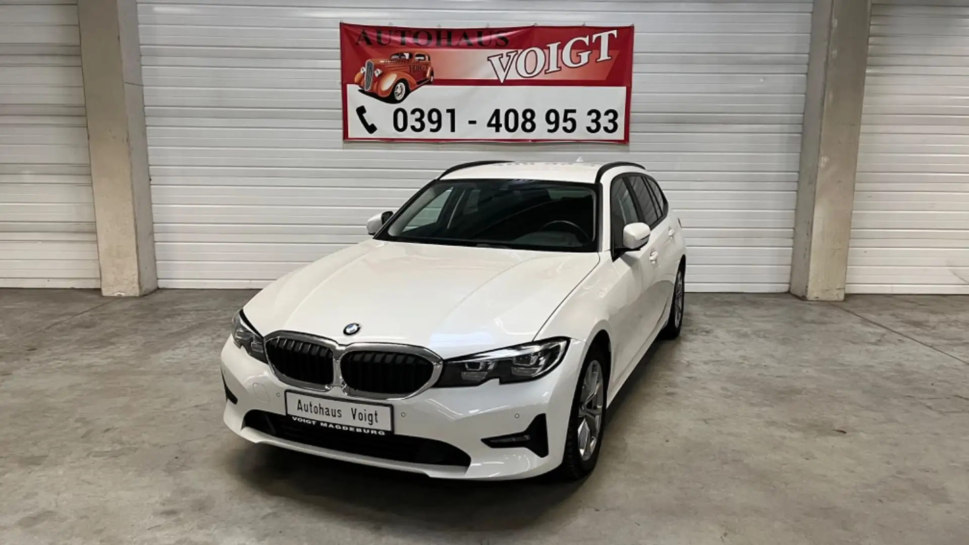 BMW 320 Touring 320 d xDrive Advantage Weiß - 1