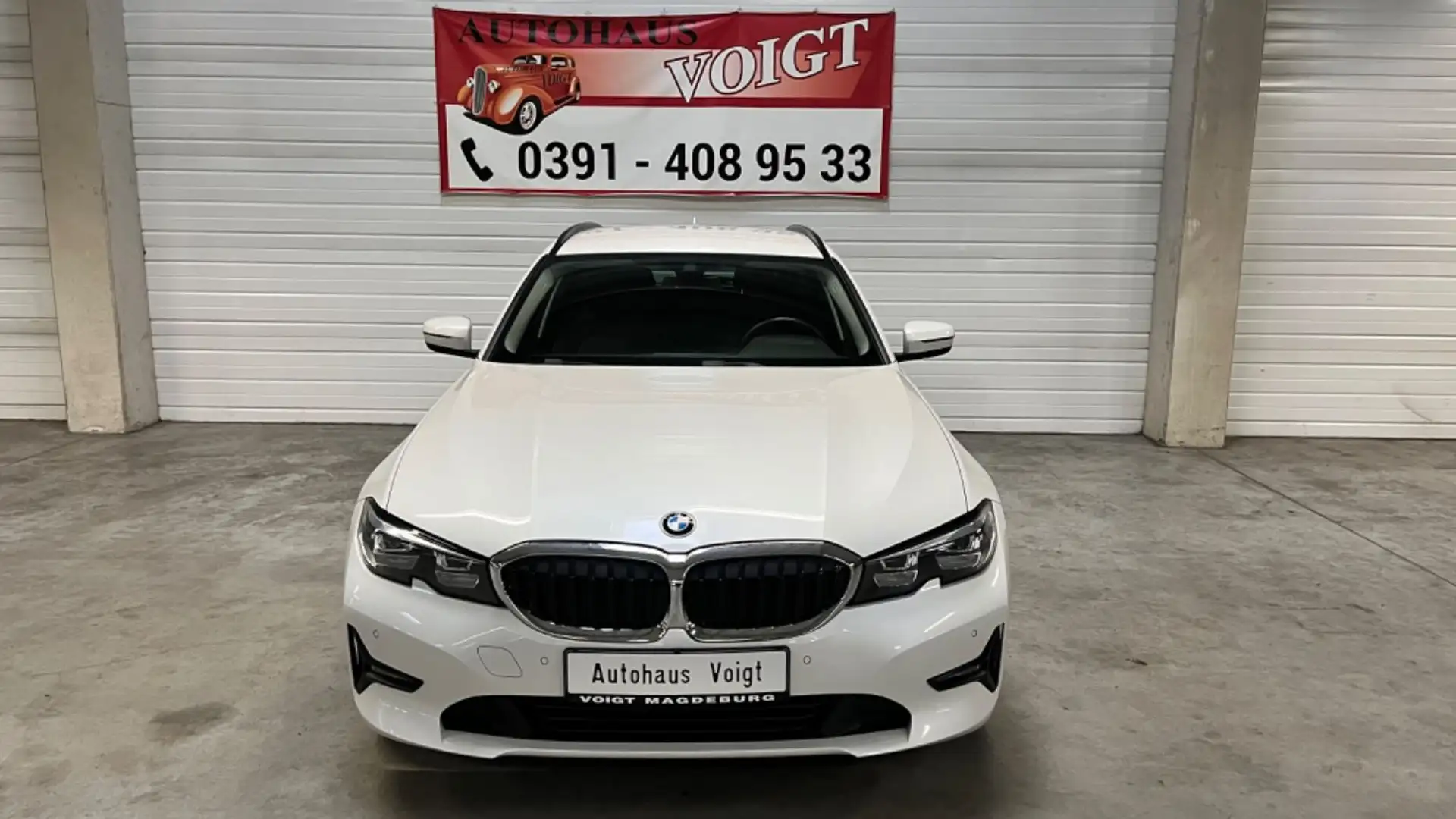 BMW 320 Touring 320 d xDrive Advantage Weiß - 2