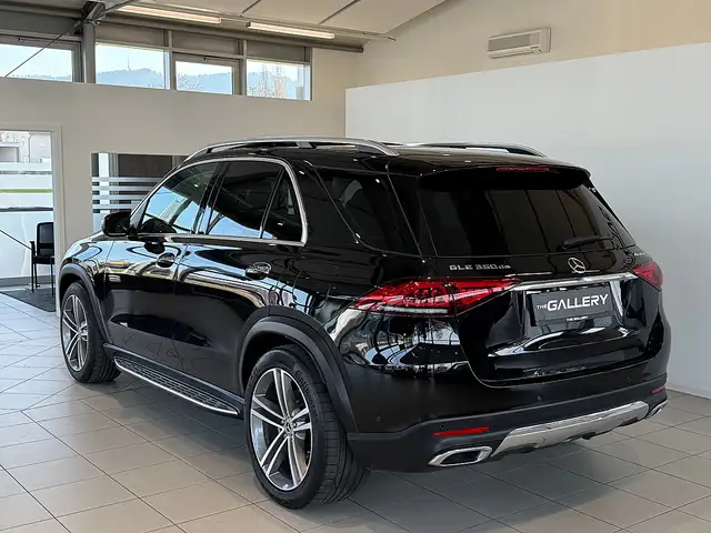 Mercedes-Benz GLE 350 de PHEV 4Matic Aut.*Panorama*AHK*Ambiente*Sitzk... Ansicht 8