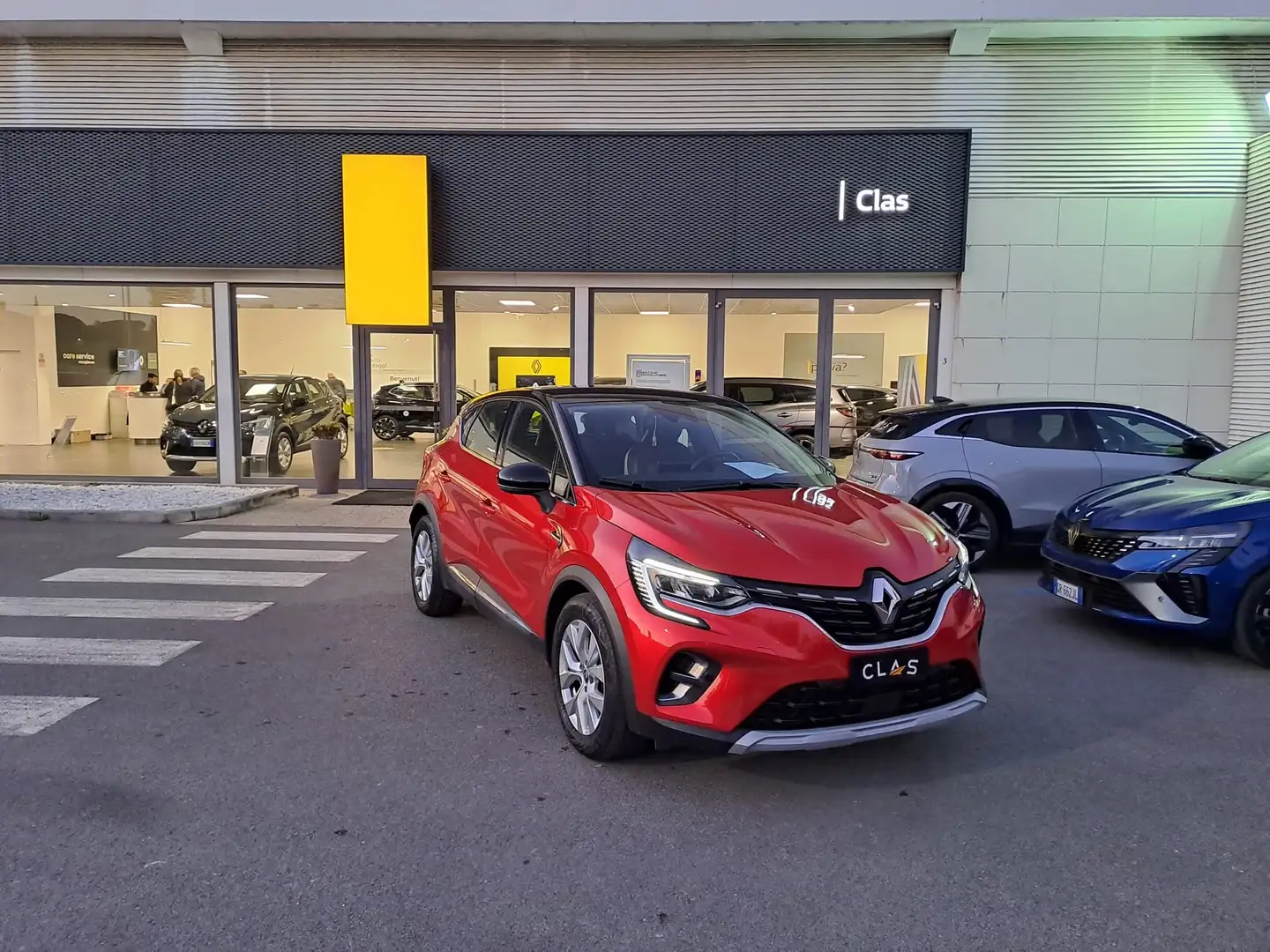 Renault Captur Captur 1.6 E-Tech phev Intens 160cv auto Rosso - 1