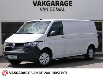 Volkswagen T6.1 Transporter 2.0 TDI L2H1 30 Comfortline | Trekhaak | Parkeerse