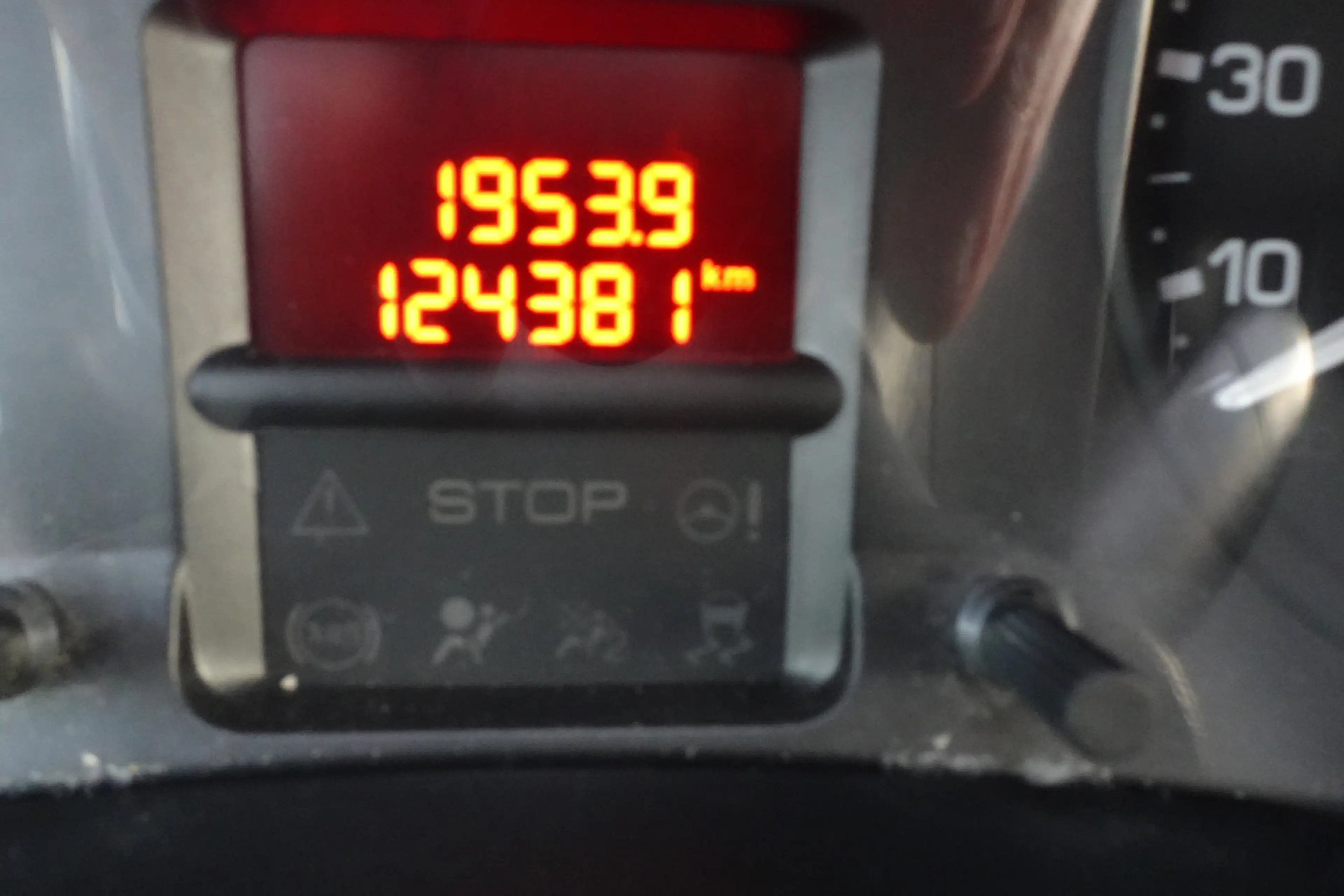 Peugeot Partner 120 1.6 BlueHDi 75 L1 XR airco 124381 km !! — photo 8