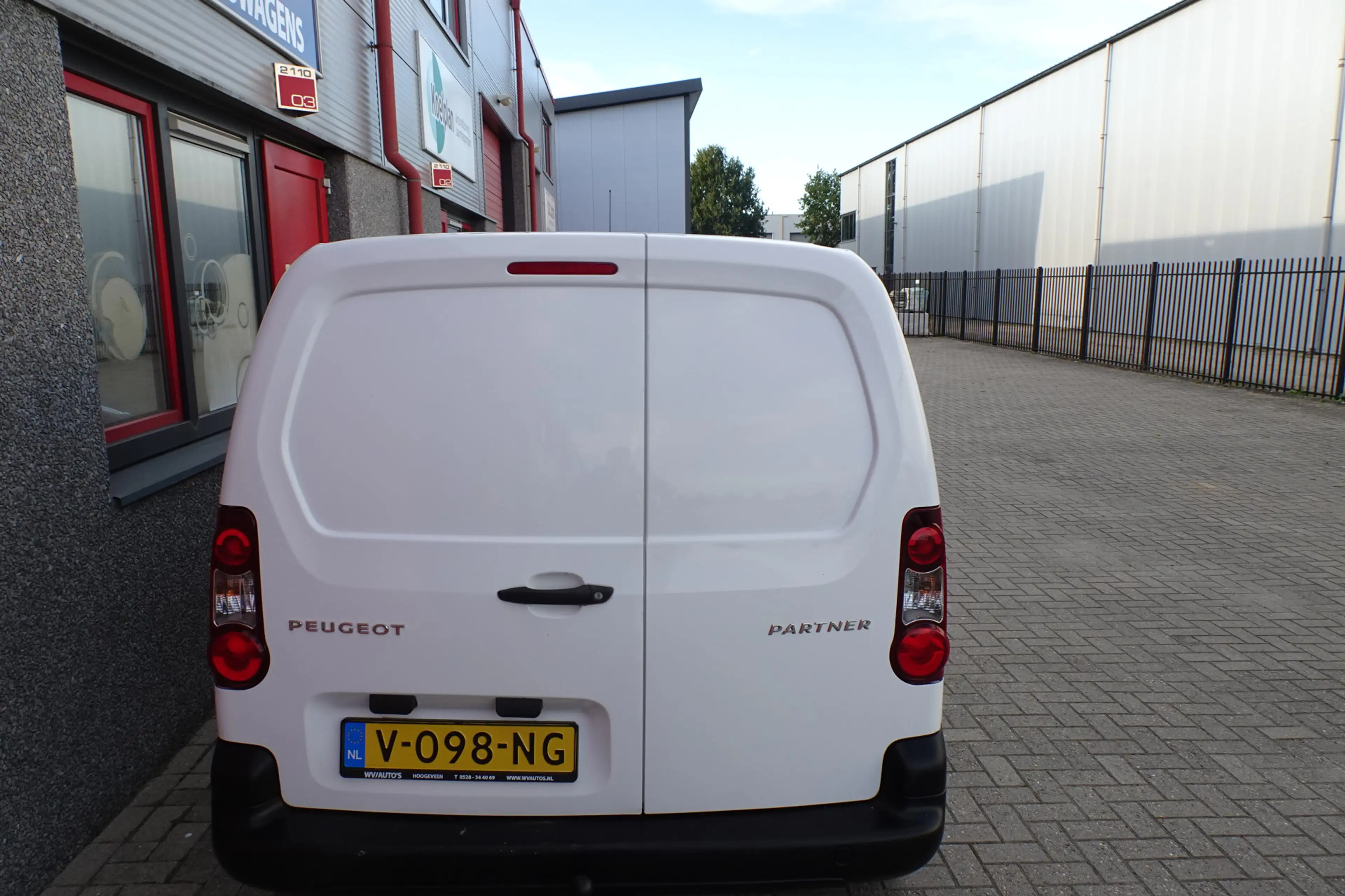 Peugeot Partner 120 1.6 BlueHDi 75 L1 XR airco 124381 km !! — photo 12