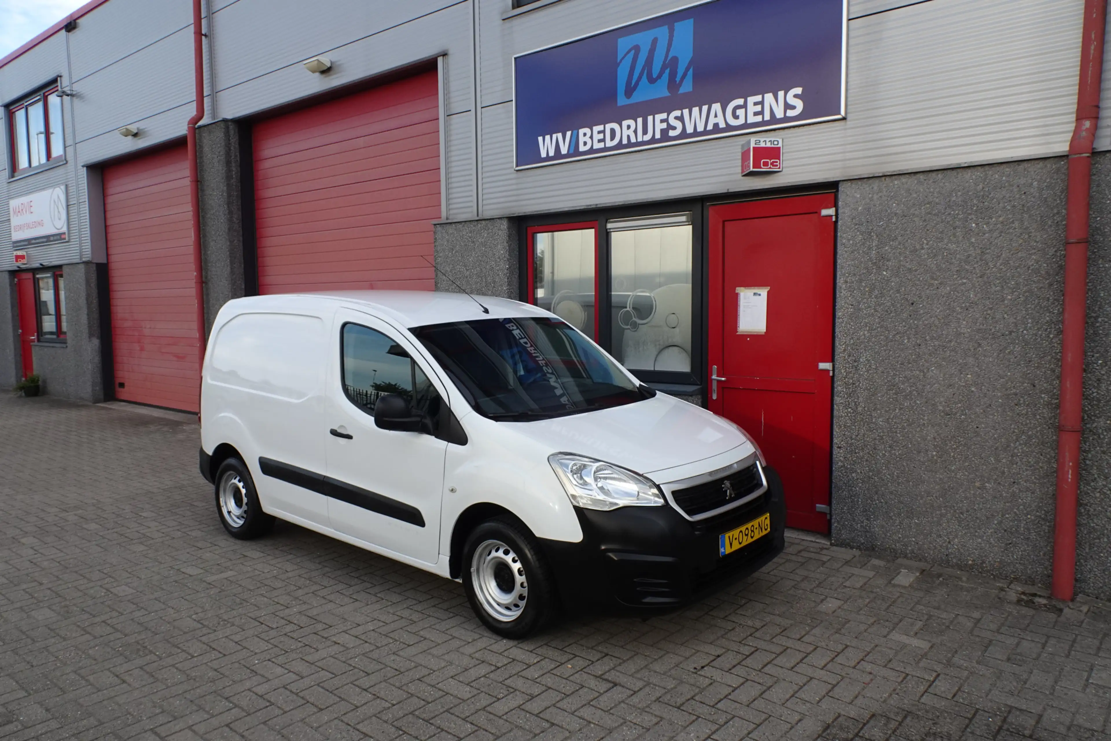 Peugeot Partner 120 1.6 BlueHDi 75 L1 XR airco 124381 km !! — photo 4