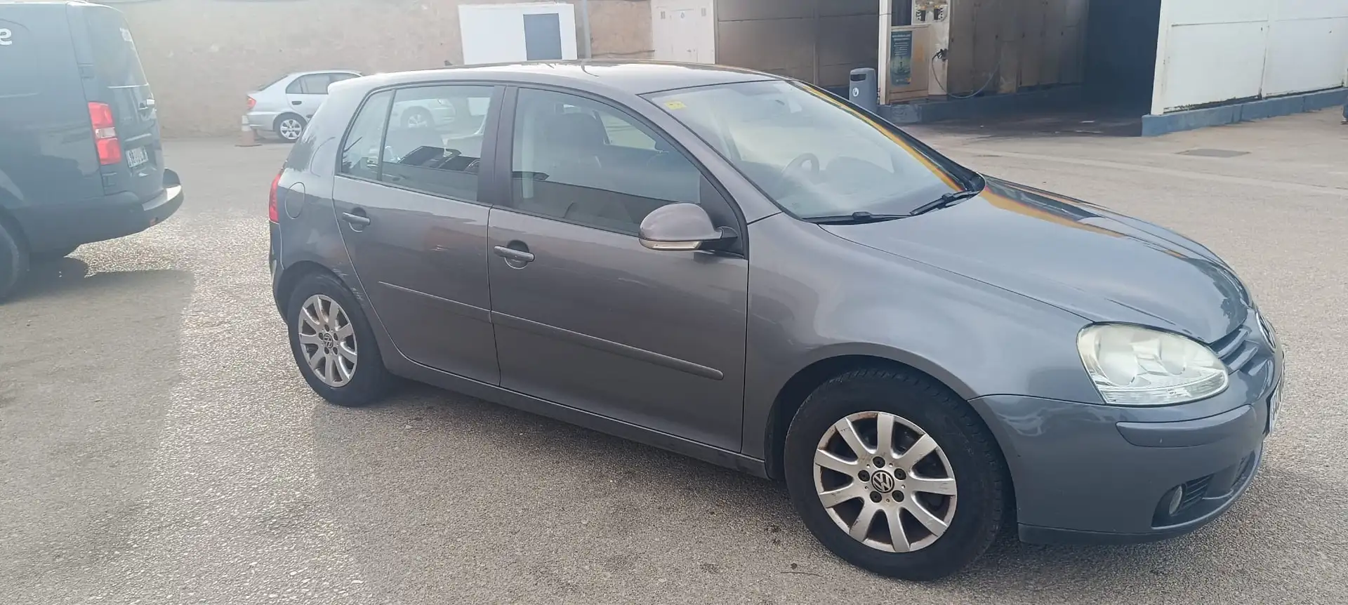 Volkswagen Golf 1.9TDI iGolf 105 - 1