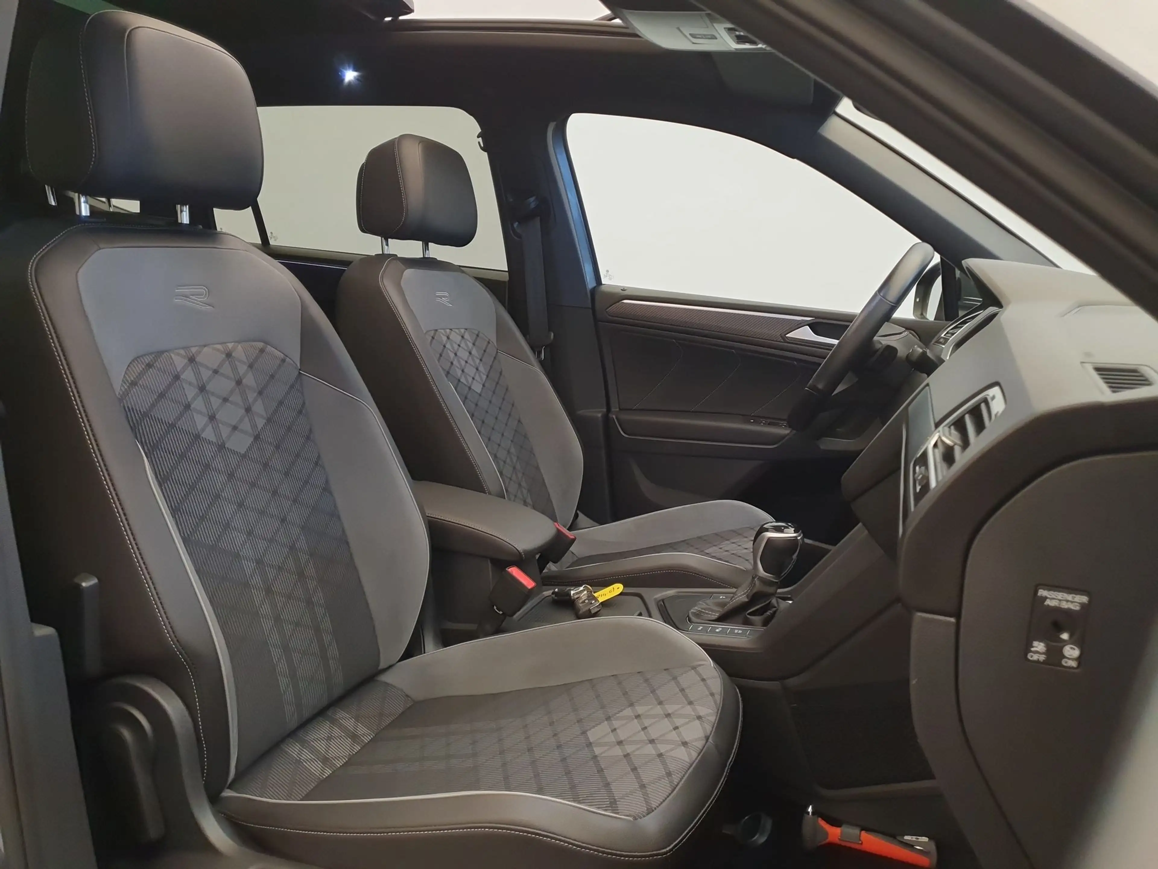 Volkswagen Tiguan Allspace 1.5 TSI R-Line Business+ 7p. Panoramadak, Headup — photo 4