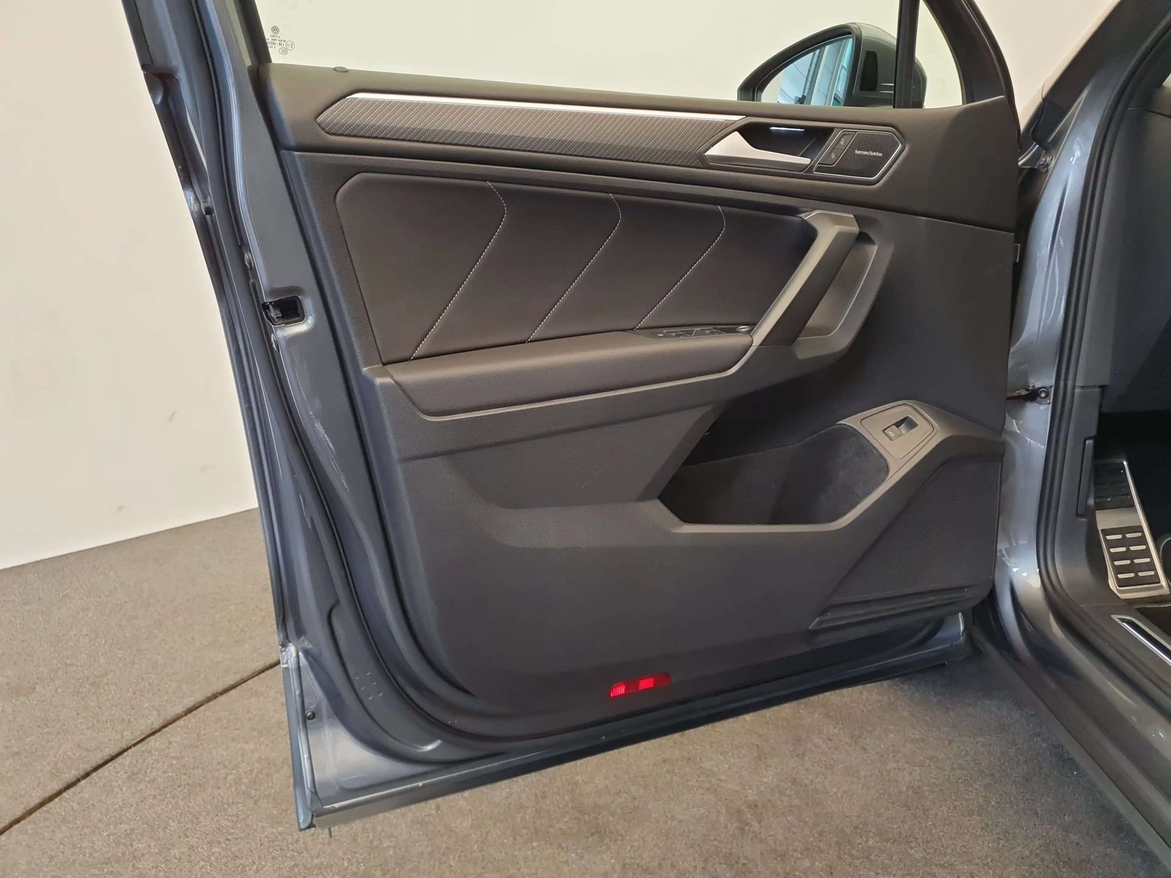 Volkswagen Tiguan Allspace 1.5 TSI R-Line Business+ 7p. Panoramadak, Headup — photo 22