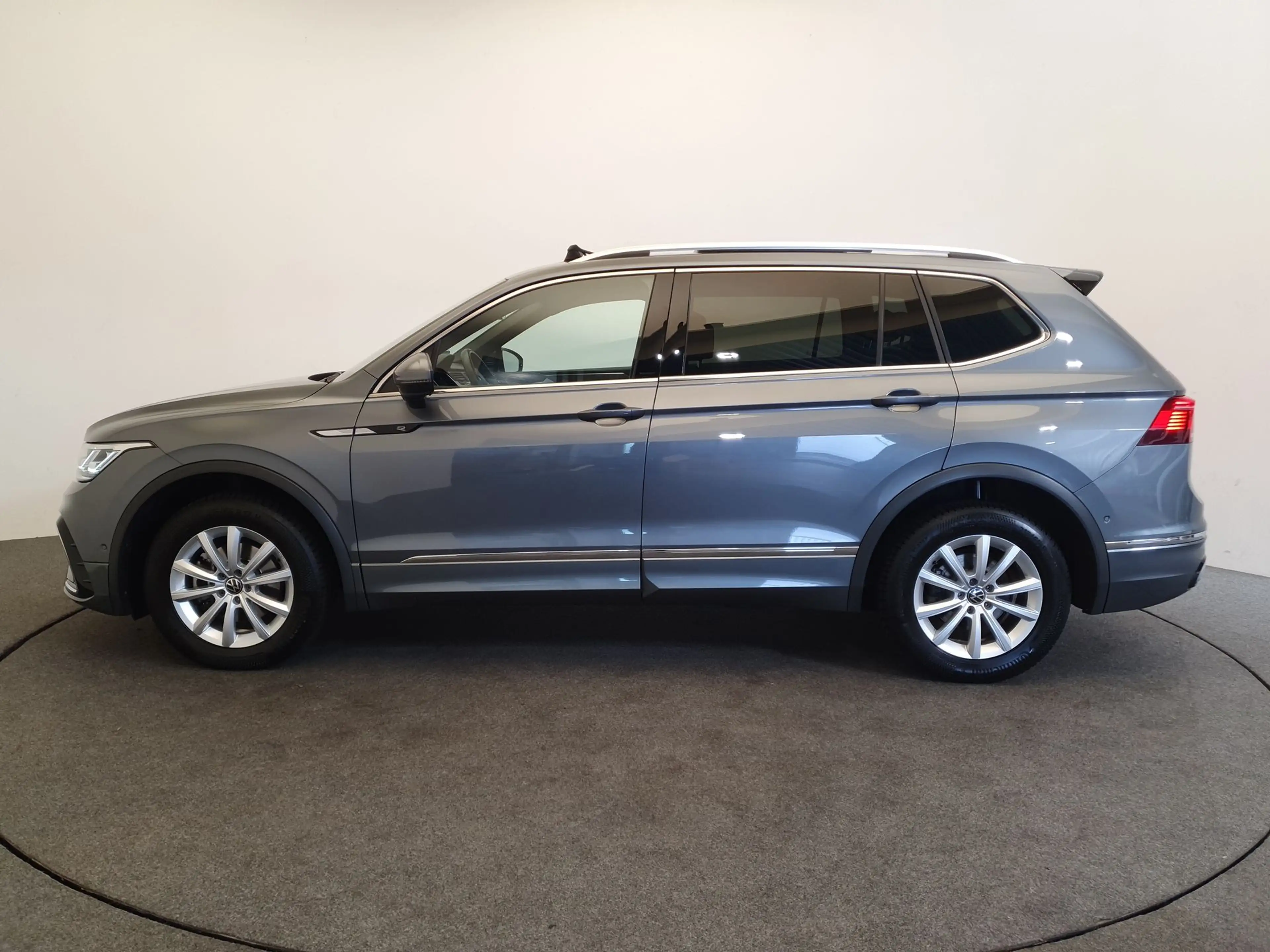 Volkswagen Tiguan Allspace 1.5 TSI R-Line Business+ 7p. Panoramadak, Headup — photo 5