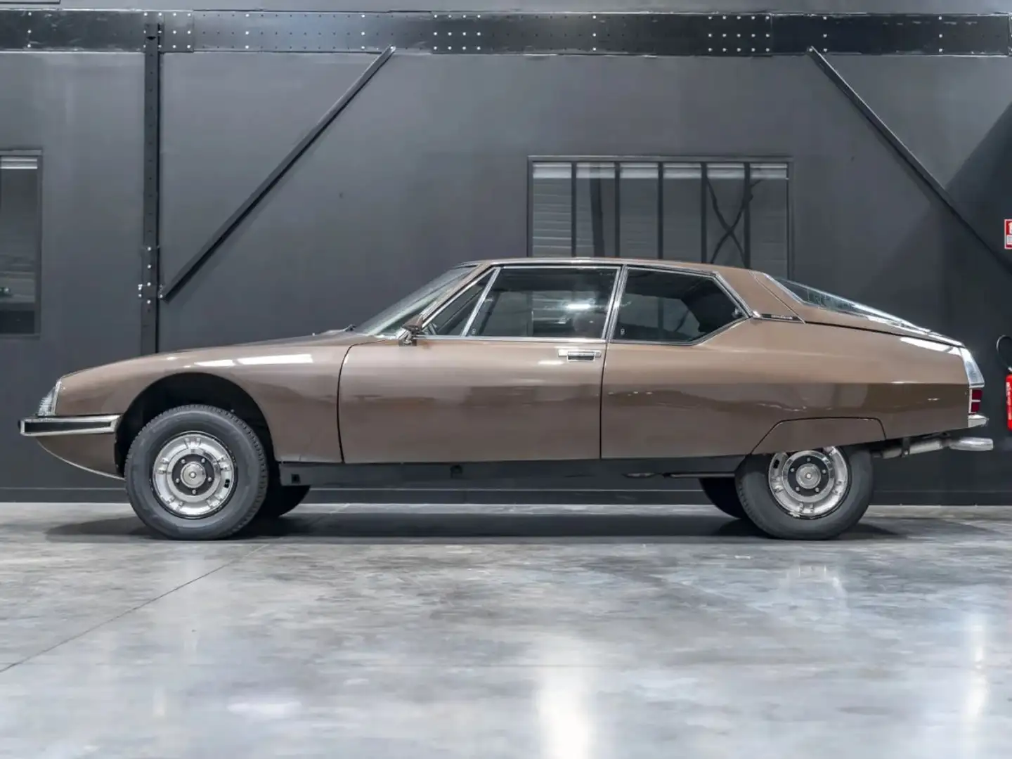 Citroen SM Maserati - Spicy Motor Braun - 2